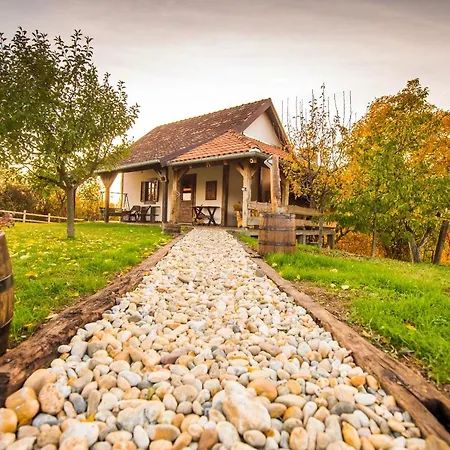 Kuca Za Odmor Atar Villa Bartolovci Exterior photo